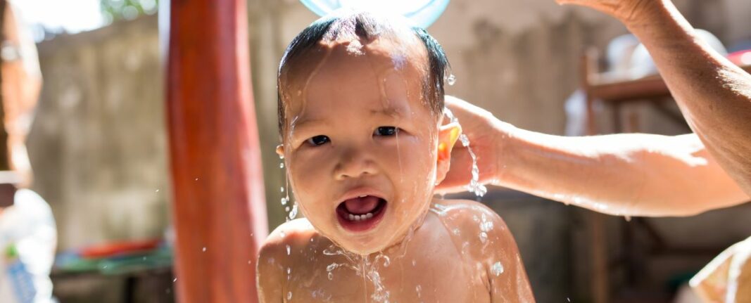 Golpes de calor en bebés y niños: síntomas y medidas preventivas