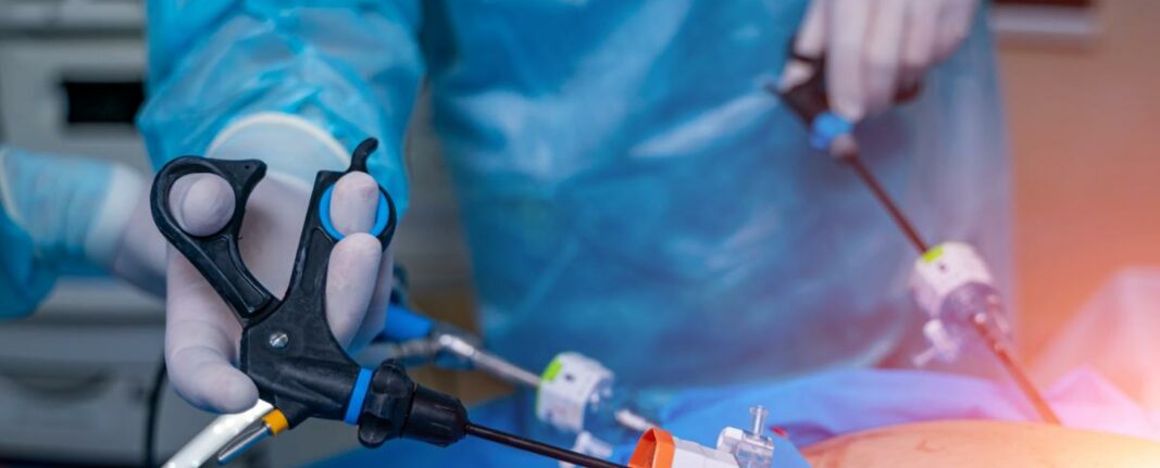 Artroscopia de rodilla: La cirugía mínimamente invasiva para tratar problemas en la articulación