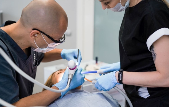 revisón-protesis-dentales